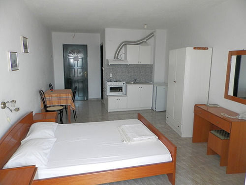 Apollon Hotel เมธานา ภายนอก รูปภาพ